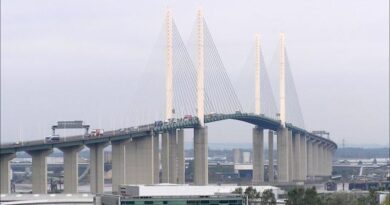QEII Bridge