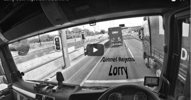 Lorry gets rejected at Dartford